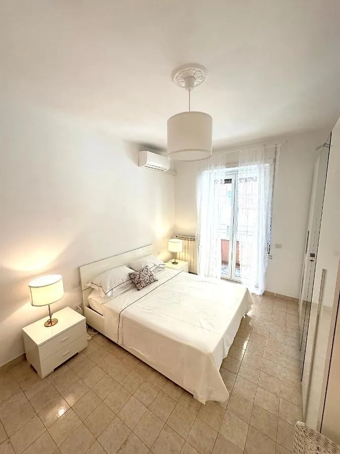 Royal Domus Of Rome Apartment 0*,